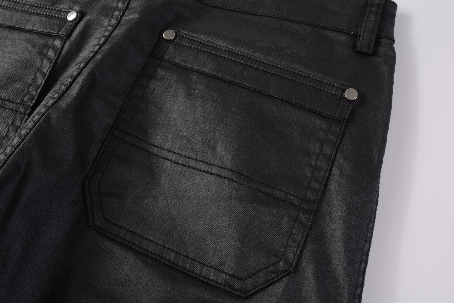 PREMIUM WAXED DENIM - CARPENTER BLACK